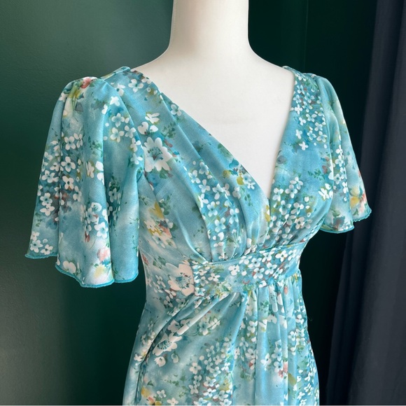 Vintage 1970’s Butterfly Sleeve Floral Maxi Dress - Picture 5 of 15